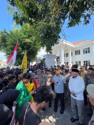 Gerakan Demonstrasi Mei Berlawan di Kota Ternate, Wagub Malut Temui Massa Aksi Bicarakan Personal Buruh dan Pendidikan 