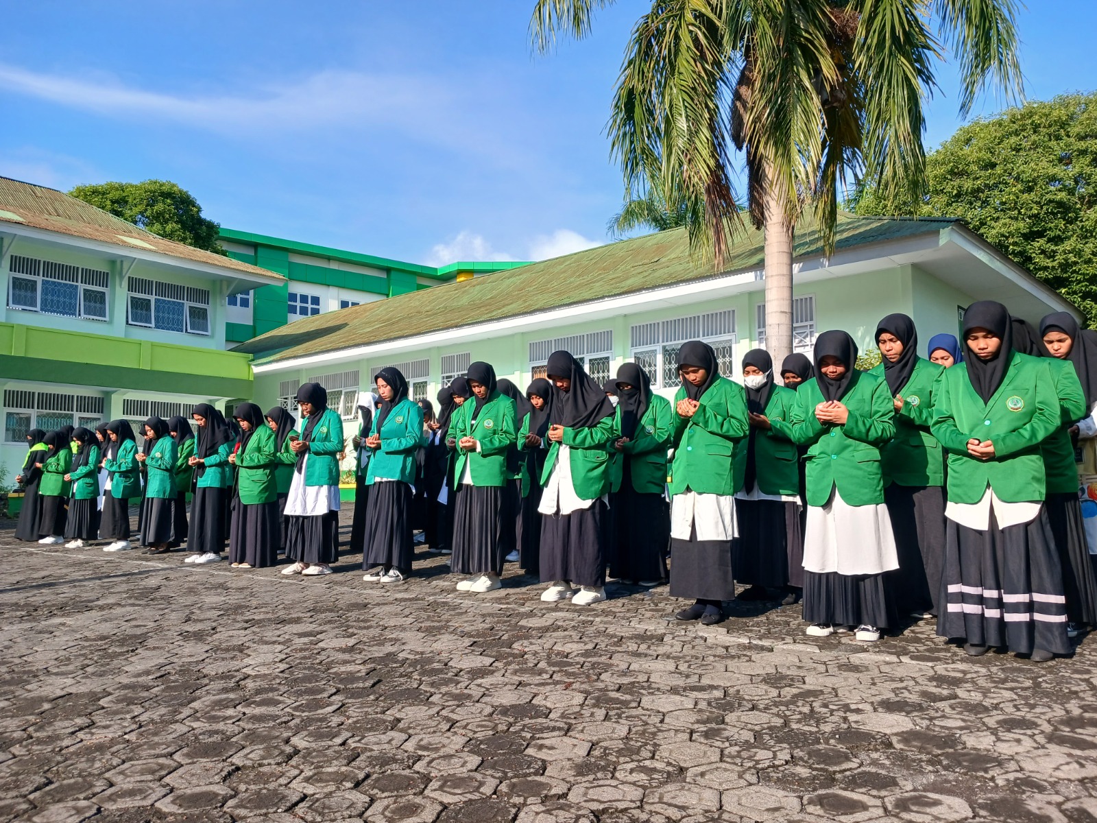 Pengurus Ormawa Fakultas Tarbiyah IAIN Ternate Resmi Dilantik, ini Pesan Dekan Kepada Mahasiswa