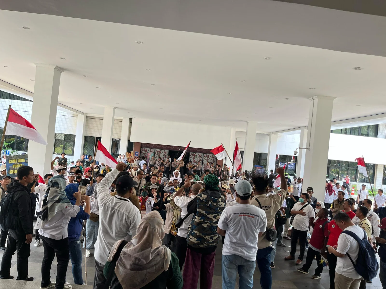 Pendamping Desa Tuntut Pencopotan Mendes PDT Yandri Susanto