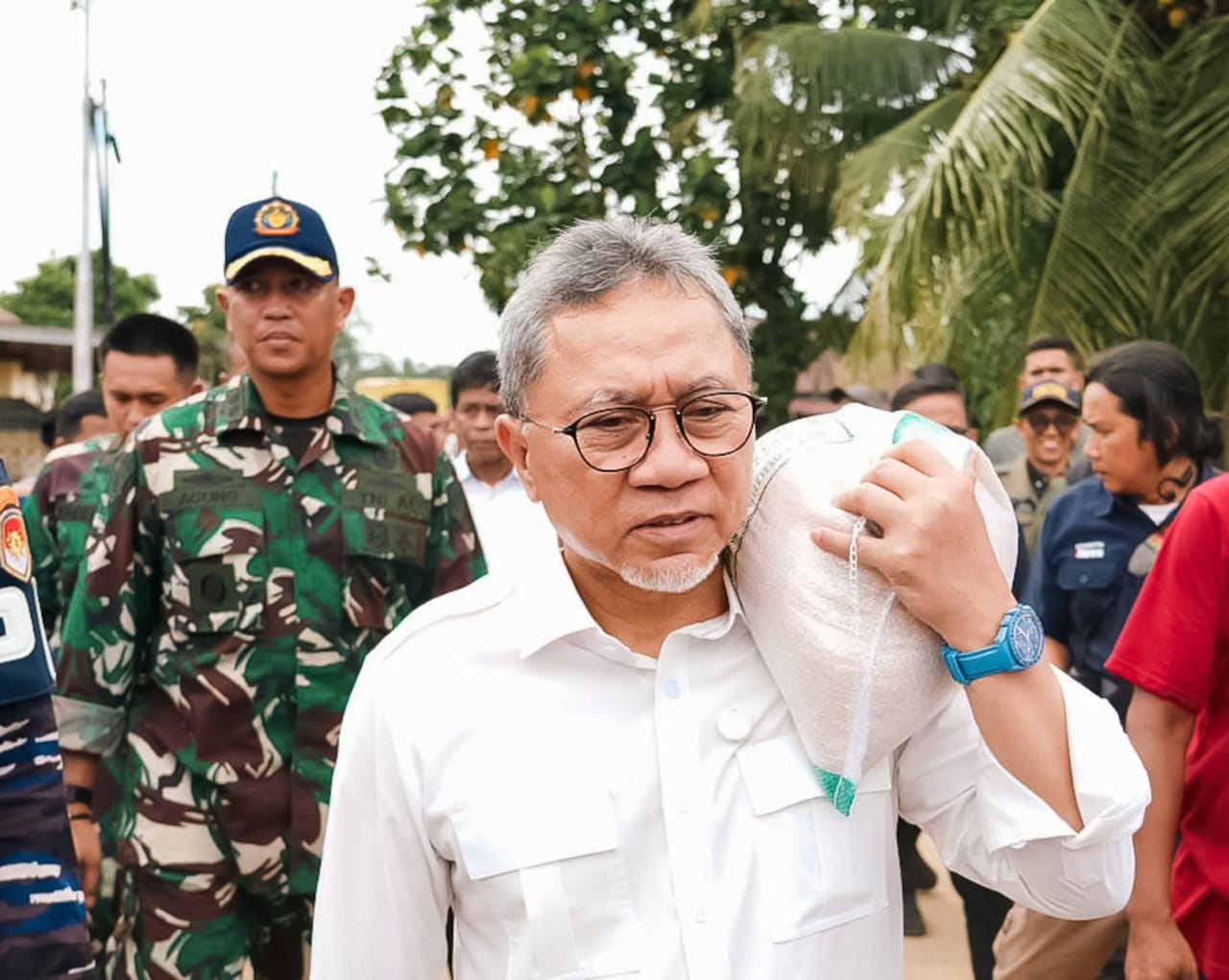 Banjir Bandang di Aceh & Sumatra: Kerusakan Hutan, Cuaca Ekstrem dan Tuduhan ke Zulhas