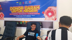 Senyum Manis Wahid Yasin, Pendonor Darah Peringati Hari Kemerdekaan