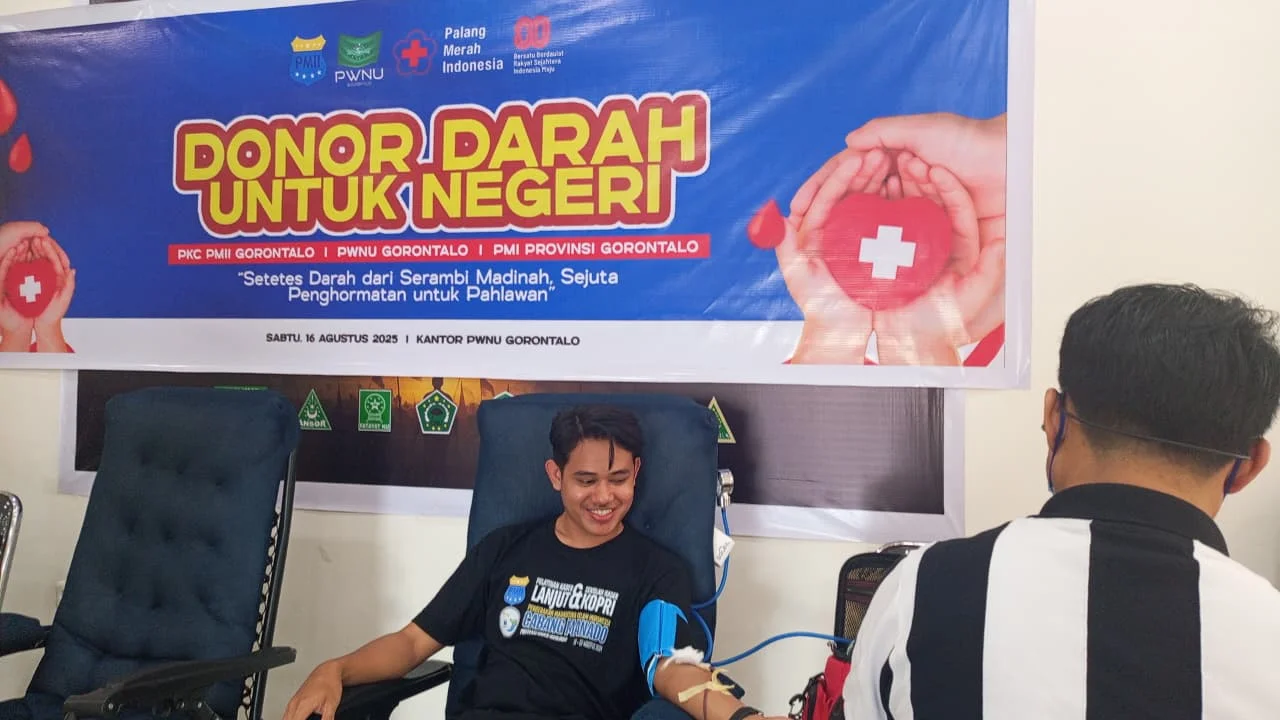 Senyum Manis Wahid Yasin, Pendonor Darah Peringati Hari Kemerdekaan