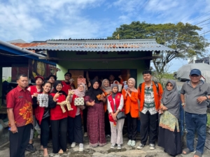 Warga Bukit Indah Antusias Ikut Workshop Ecobrick Bersama Mahasiswa Unhas