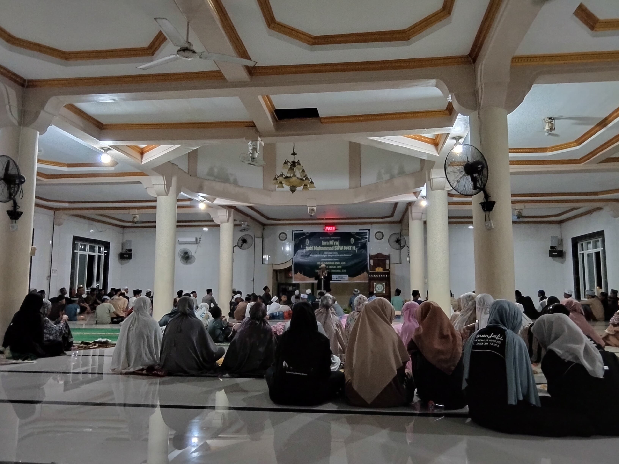 Dari Langit ke Bumi: Pesan Agung Salat Menggema di Masjid Nurul Jama’ah Taipa