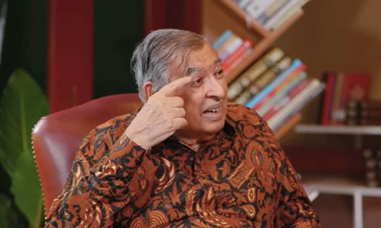 Quraish Shihab Ingatkan: Jangan Sempitkan Makna Isra’ Mi’raj