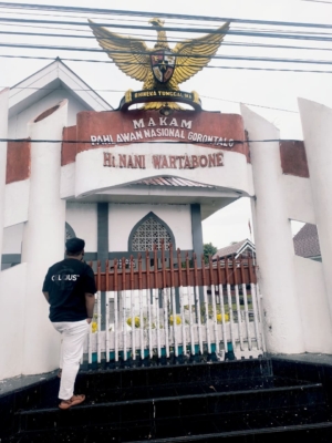 Trilogi Patriotik : Spionase Saripa, Taktik Dua Belas, dan Wasiat Hijau Nani Wartabone yang Terlupakan