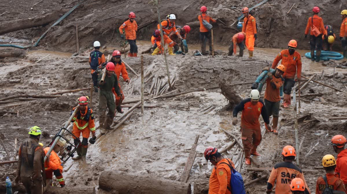 DVI Identifikasi 20 Jenazah Korban Longsor Bandung Barat, 18 Masih Proses