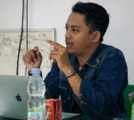 To Build the World Anew: Pesan untuk Kegagalan Tatanan Dunia Modern