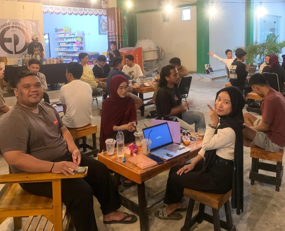 Tempat Kemarin, Kedai Baru Favorit Mahasiswa dan Aktivis di Pusat Kota Gorontalo