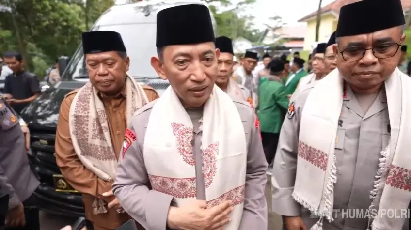 Kapolri Listyo Sigit Prabowo Perintahkan Hukuman Seberat-beratnya bagi Oknum Brimob Penganiaya Pelajar di Maluku