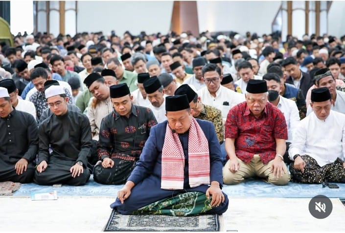 Imam Alumni Pesantren As’adiyah Pimpin Shalat Jum’at Perdana di IKN