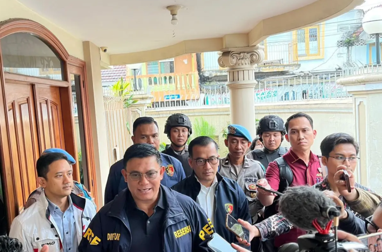 Bareskrim Geledah Tiga Lokasi di Jatim, Bongkar Dugaan TPPU Tambang Emas Ilegal Rp25,8 Triliun