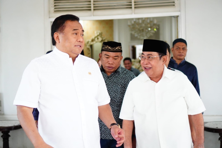 Adhan Dambea dan Rachmat Gobel Bahas Pembangunan Gorontalo, Masjid Agung Baiturrahim Direncanakan Dua Lantai