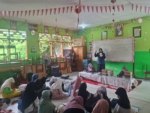 Mahasantri Khatamun Nabiyyin Tebar Dakwah Ramadan Melalui Program SDKN di Palu