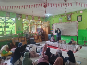 Mahasantri Khatamun Nabiyyin Tebar Dakwah Ramadan Melalui Program SDKN di Palu