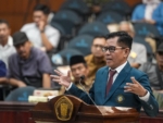 Idham Arsyad Raih Gelar Doktor UB, Tawarkan Model Penguatan Kelembagaan Petani untuk Ketahanan Pangan Nasional