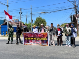 Aksi Solidaritas Pemuda dan Warga Bantu Korban Kebakaran di Desa Buti