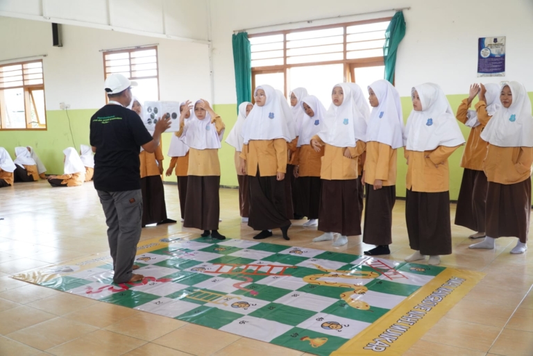 Ratusan Santri Seblak Belajar Ekologi dan Toleransi di Festival Jagat