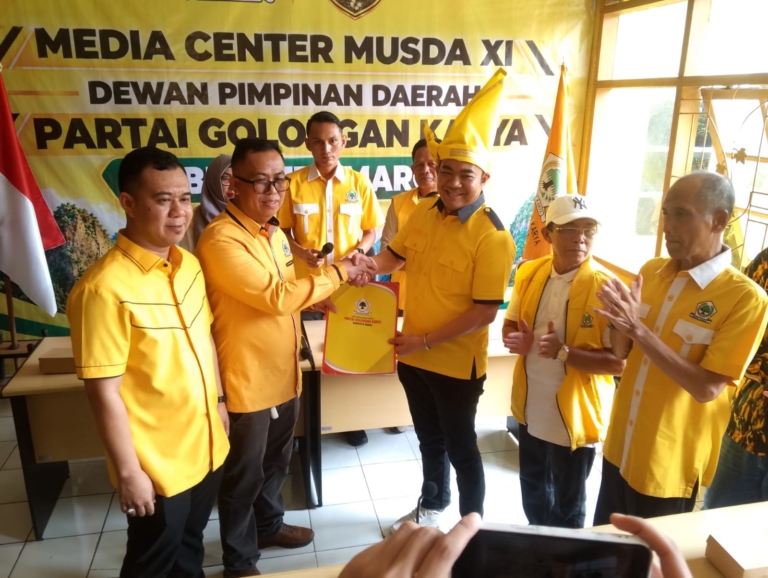 Musda XI DPD Golkar Maros, Patarai Amir Borong 14 kecamatan kembalikan formulir pendaftaran